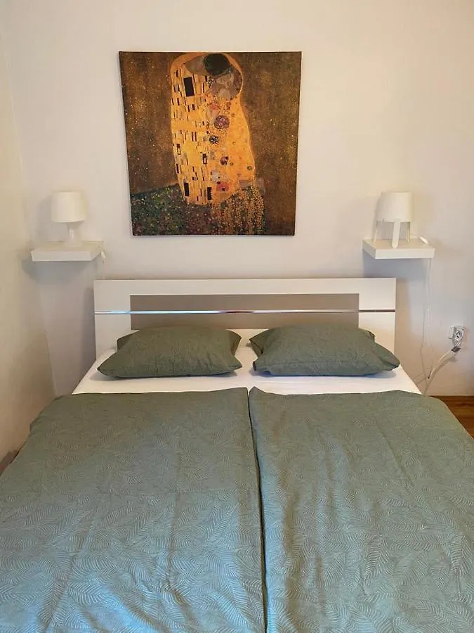 Modern Apartment In פורץ קרואטיה